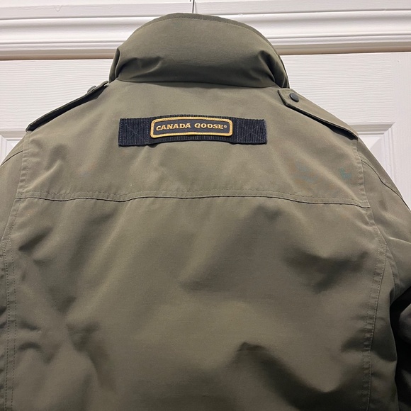 Canada Goose Parka Men - Picture 2 of 9